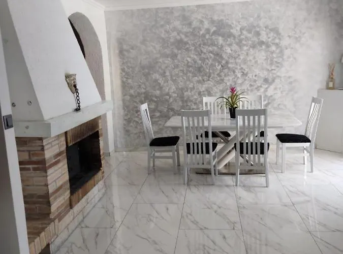 Βίλα Memories Σπλιτ